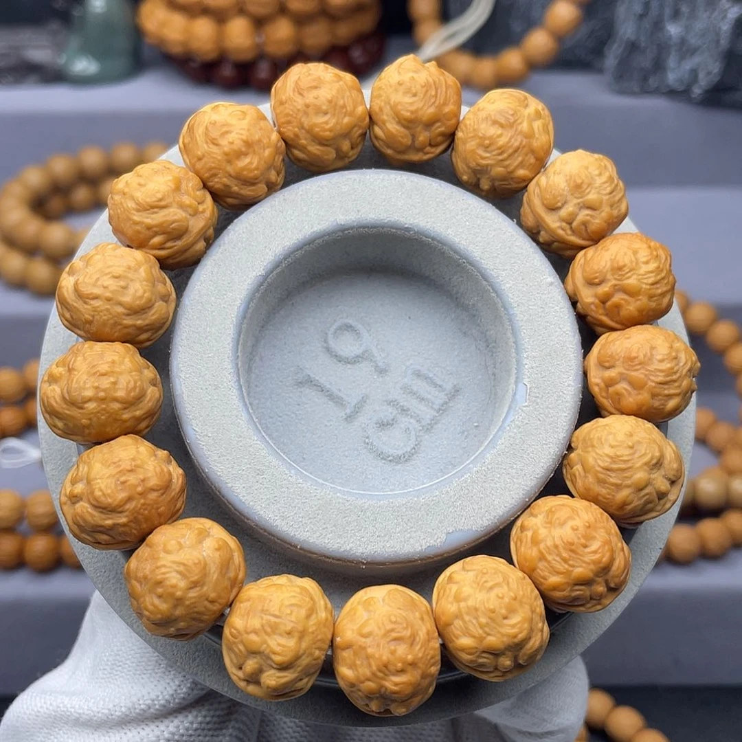 猴头核桃手串蟾王手串