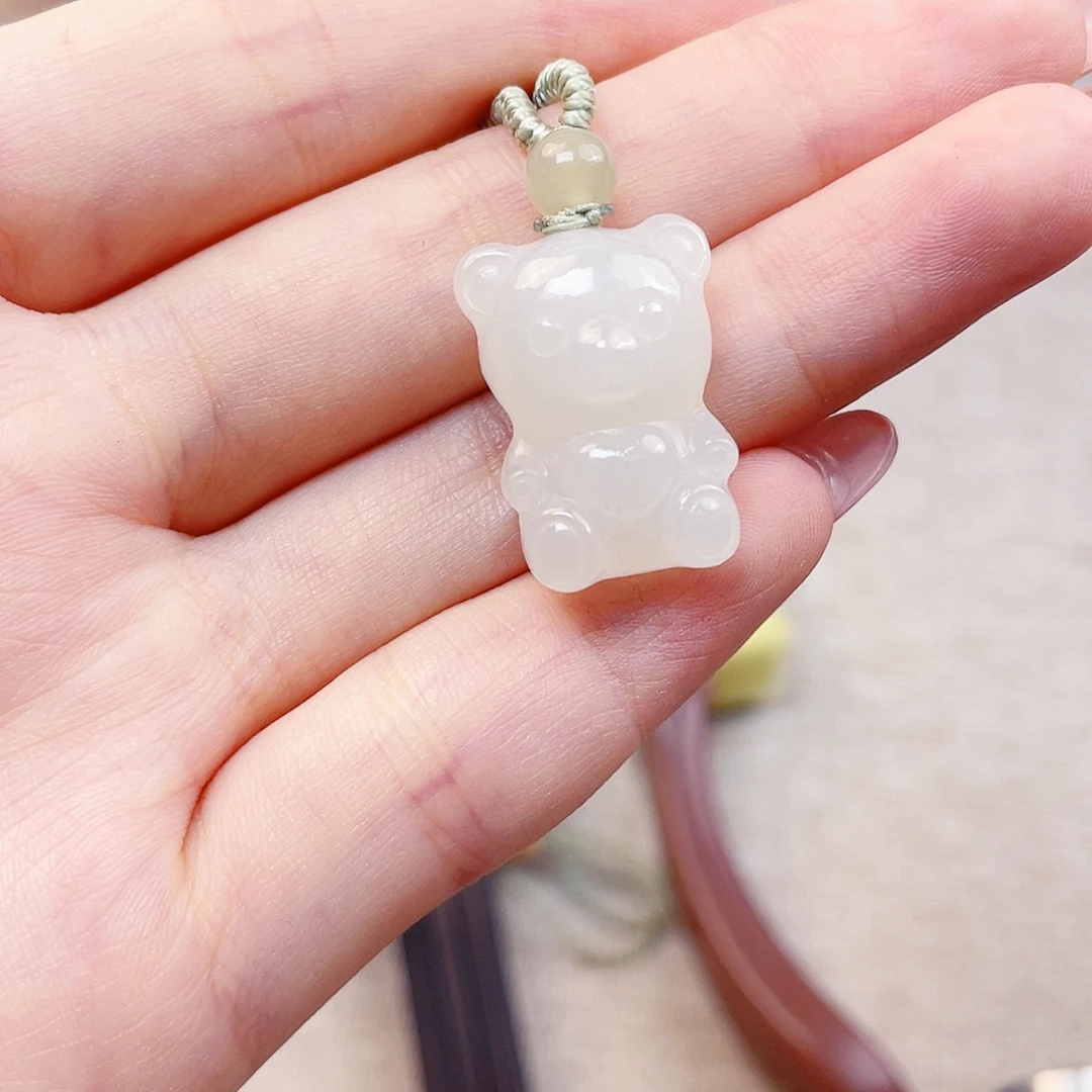 y***巫和田玉未镶嵌吊坠(赠链)