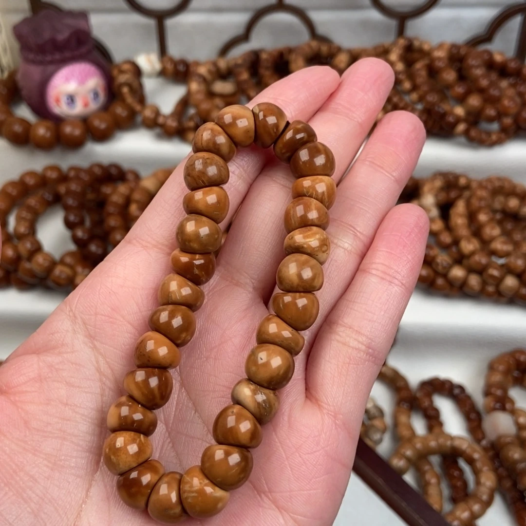 ღ***手串库克妖花大肠1.0