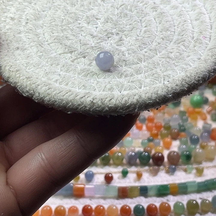 翡翠散珠未镶嵌定制翡翠卡7.7