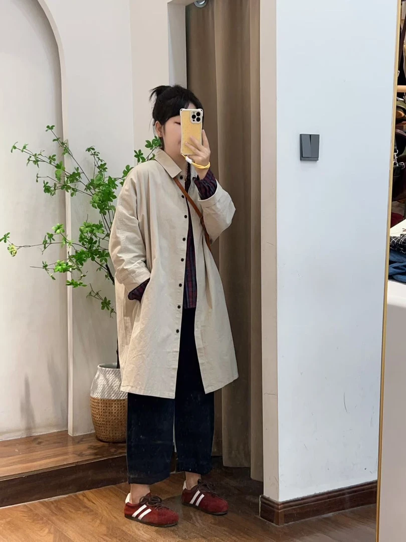 别出新裁23171秋季新款极简风高级感轮廓形风衣    衣长88