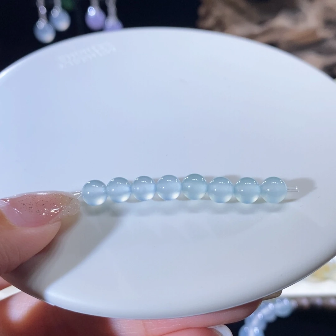 翡翠未镶嵌颈饰翡翠冰蓝小珠多样性发一