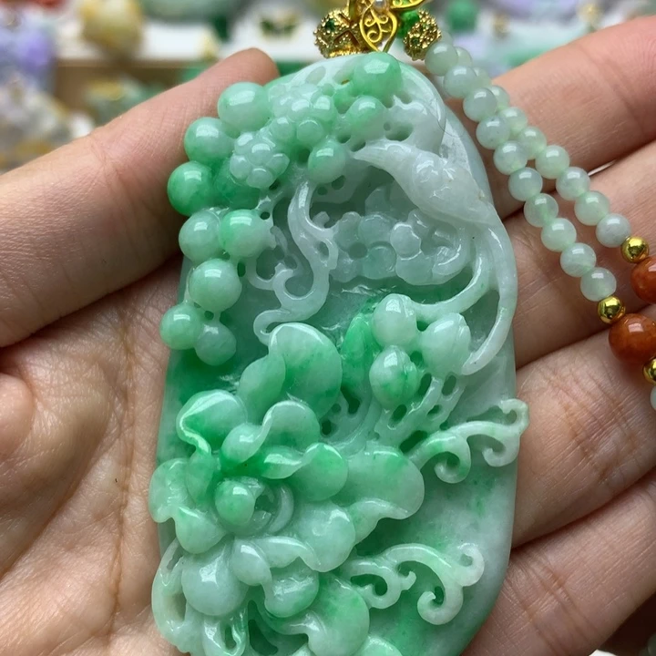 颈饰未镶嵌翡翠翡翠