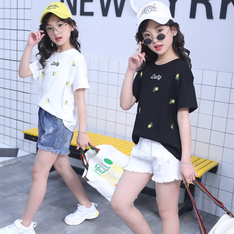 夏季单排扣中大童女女孩童装卡通动漫夏装花朵套装儿童15岁女童