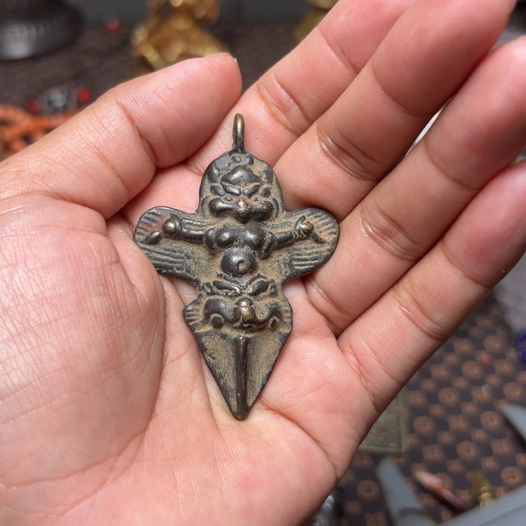 铜星月菩提吊坠项链