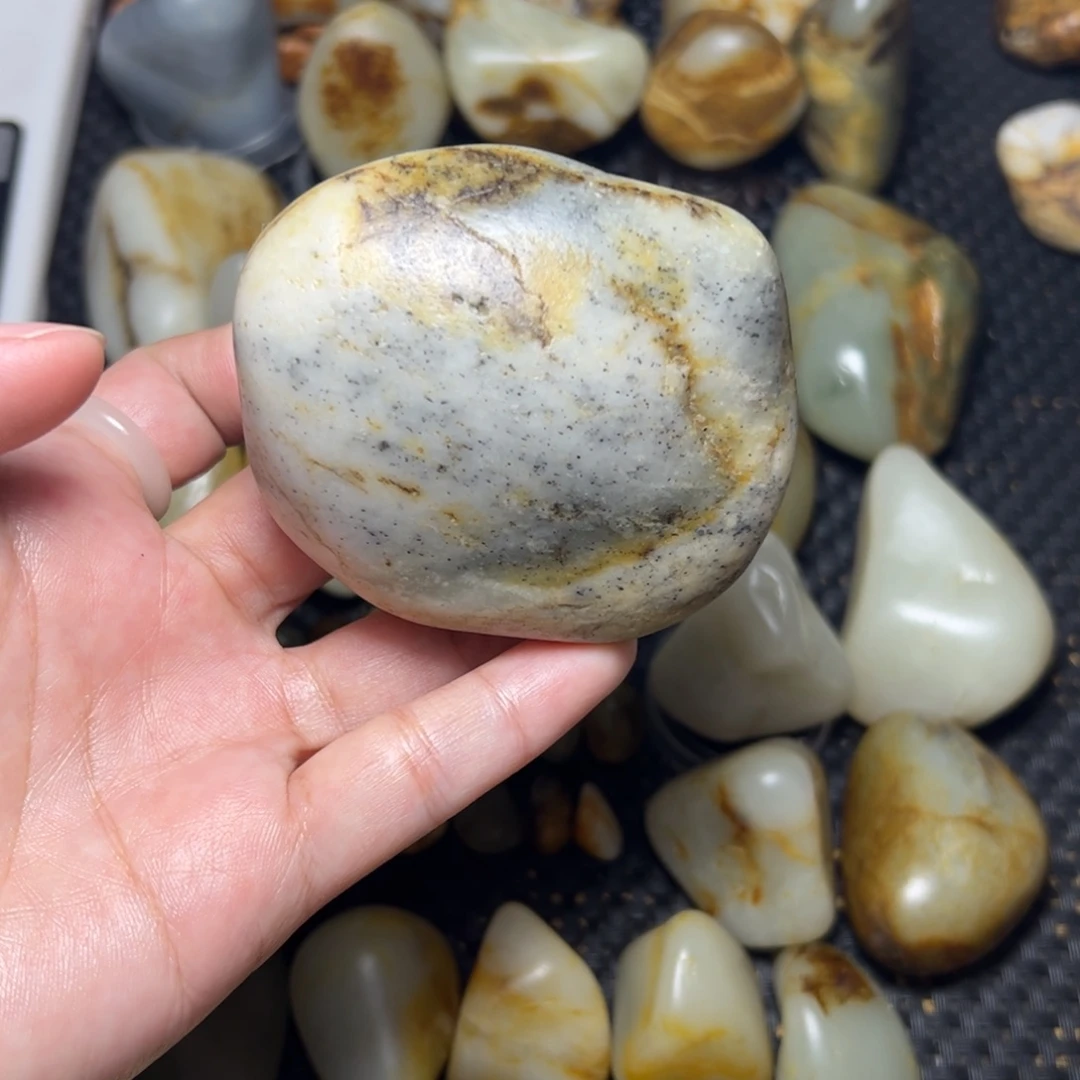 和田玉未镶嵌挂件A10