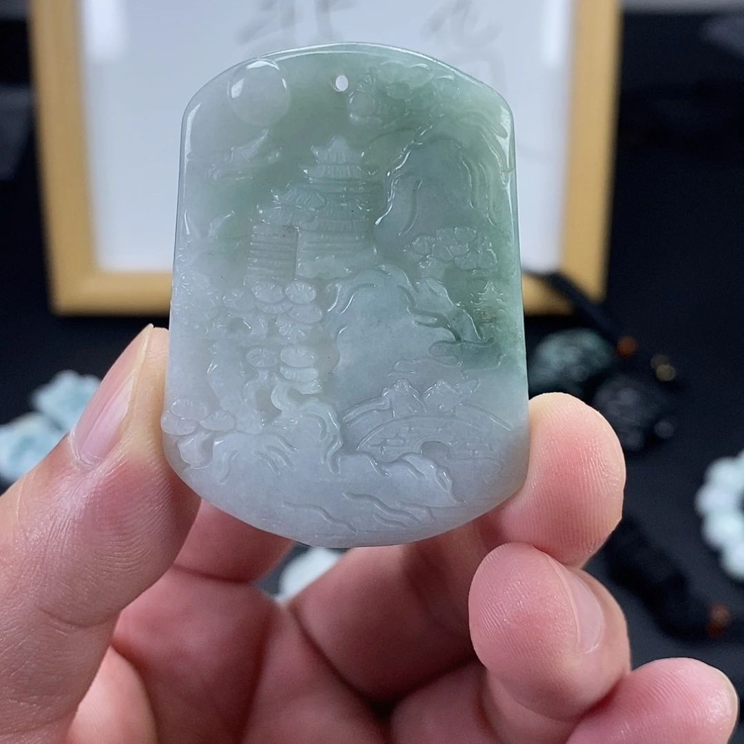 翡翠未镶嵌颈饰翡翠