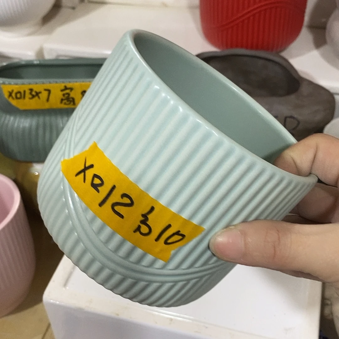 杯子陶盆有孔 瑕疵介意勿拍