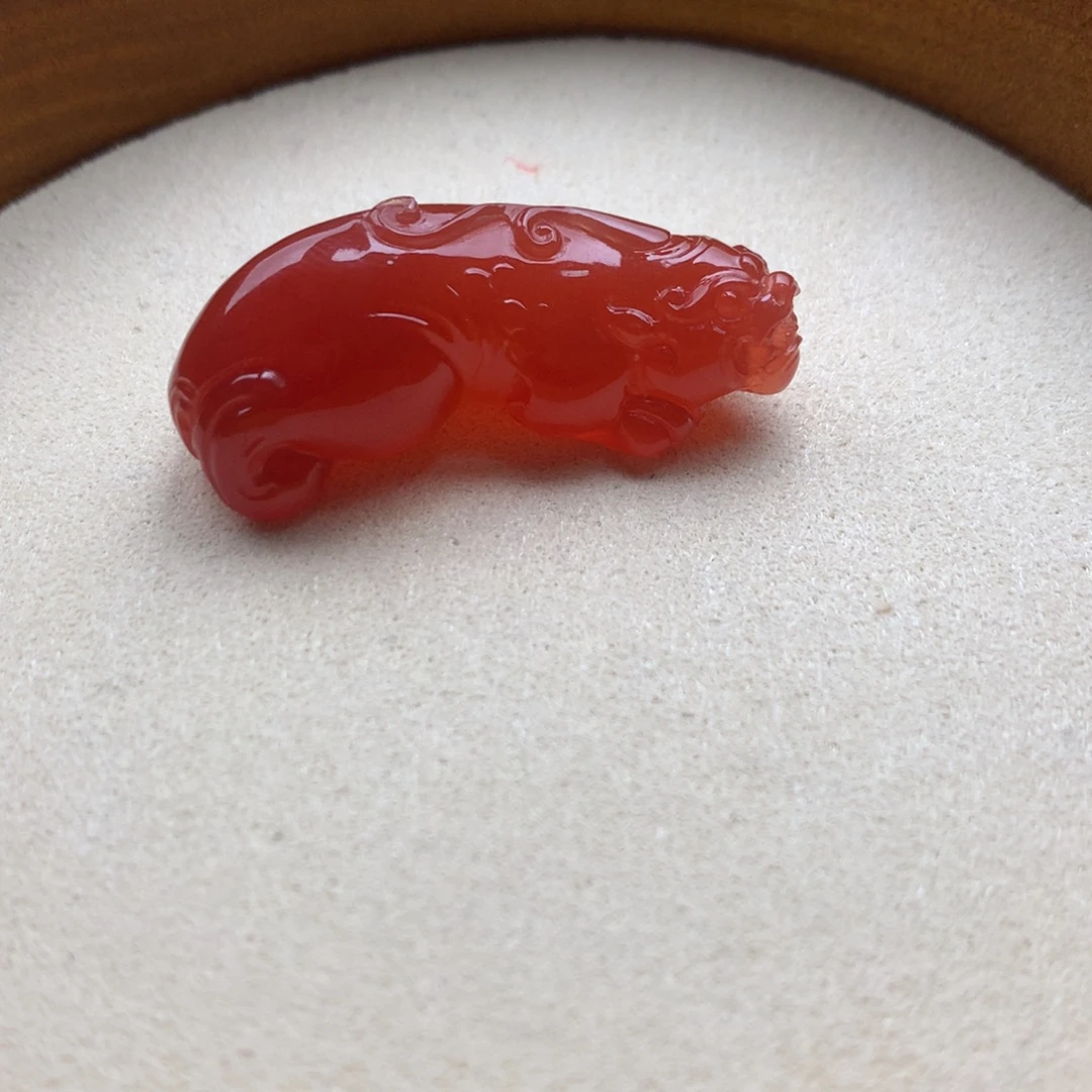 南红玛瑙未镶嵌保山天然原矿南红貔貅吊坠