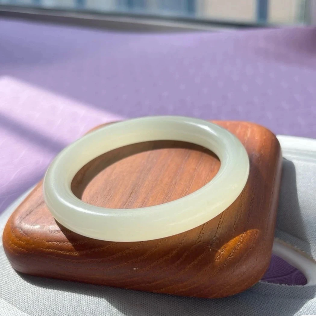 A3和田玉蜂蜜水青海料正圈手镯