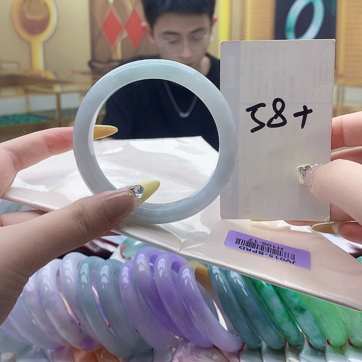 未镶嵌手镯翡翠nn