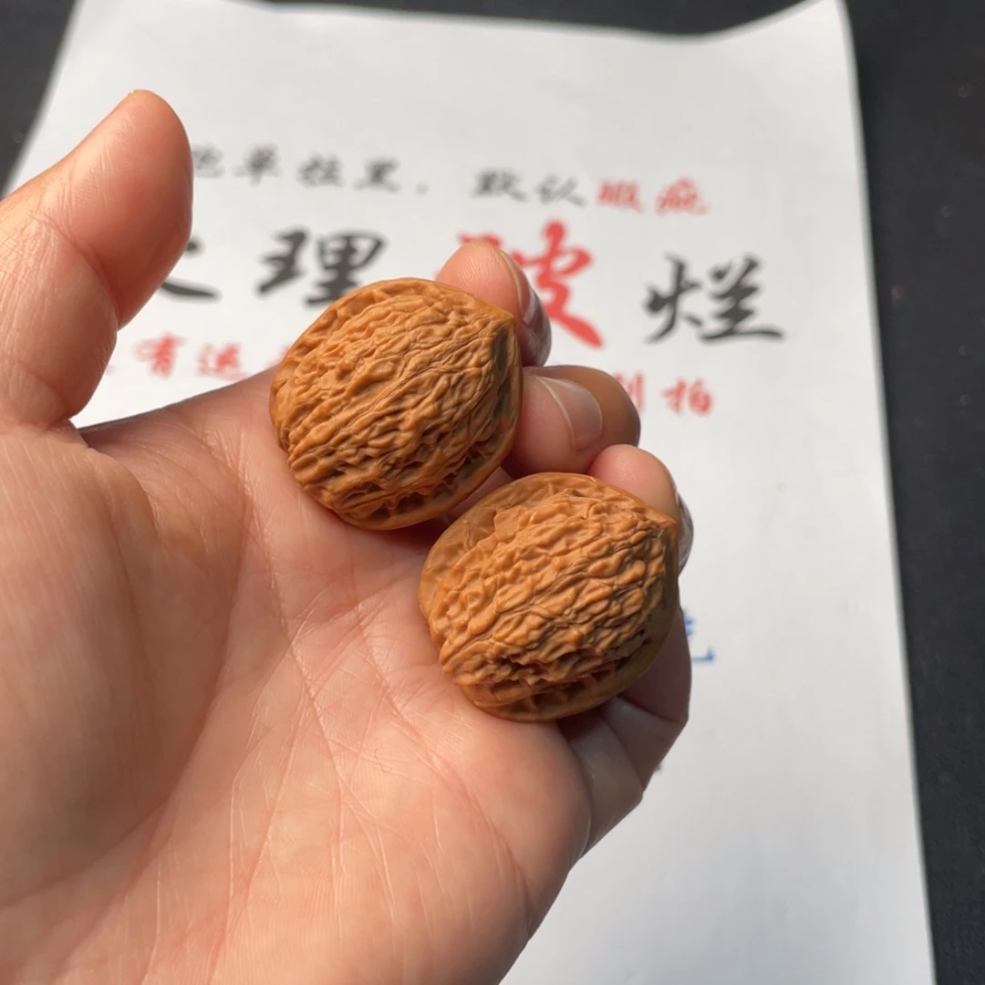 把件文玩核桃332。28金牛