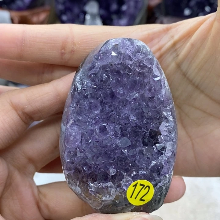 水晶大型摆件（非配饰）未镶嵌?