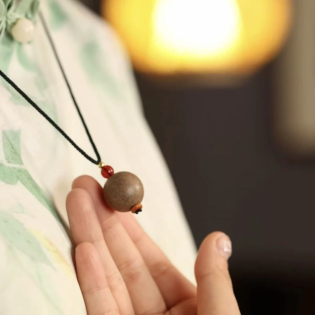 【鹅梨帐中香】纯手工天然合香珠吊坠1.8单珠项链男女可戴