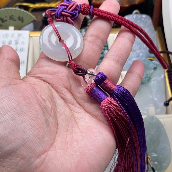 翡翠未镶嵌挂件玉