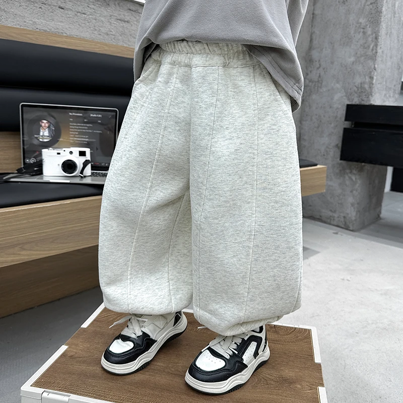 男童秋季休闲裤2025新款洋气儿童时尚百搭男孩休闲卫裤秋季弯刀裤