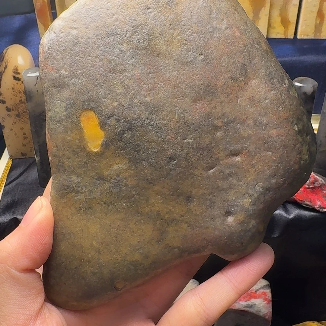 昌化石老挝乌鸦皮