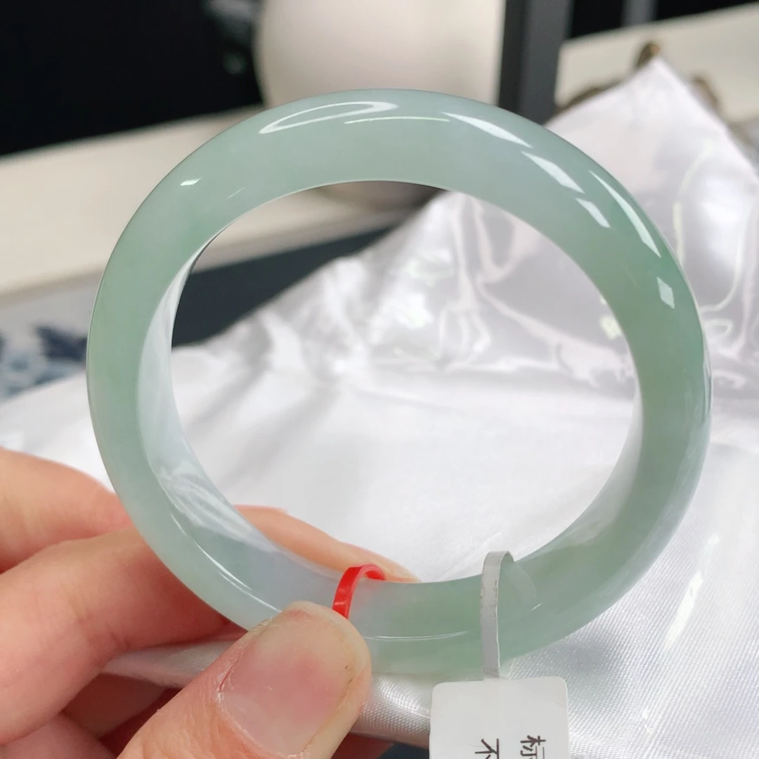 翡翠手镯未镶嵌51 52冰晴绿