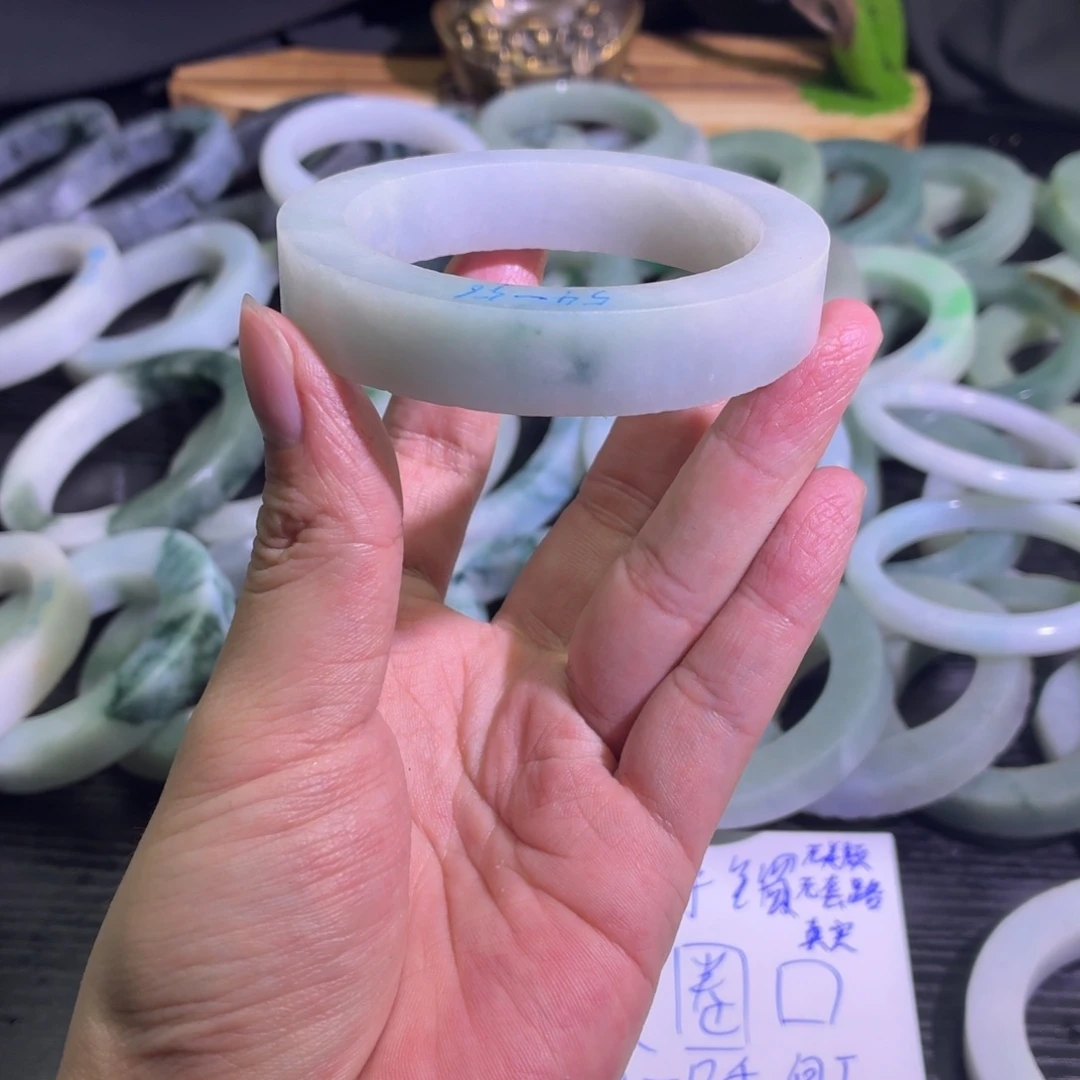 定制翡翠未镶嵌天然纹理随机，追求完美者慎拍