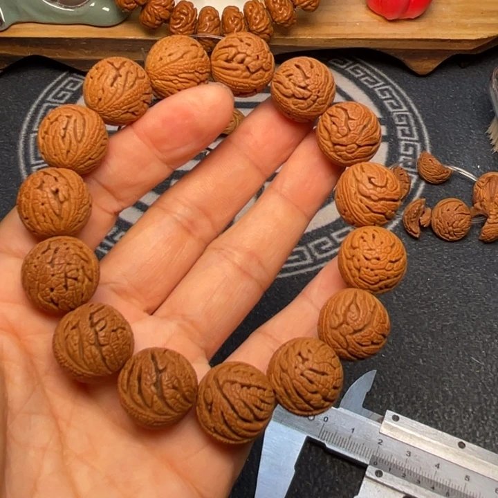 桃核手串龙纹桃核1
