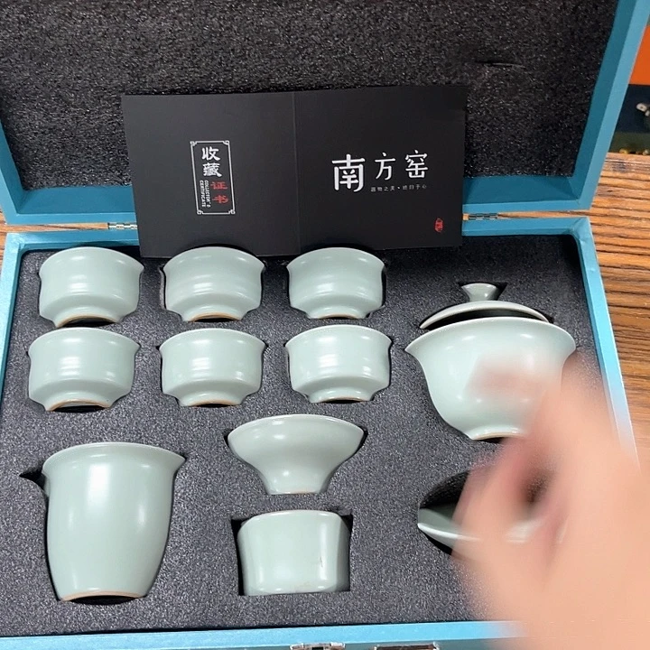 孤品茶具套装等。