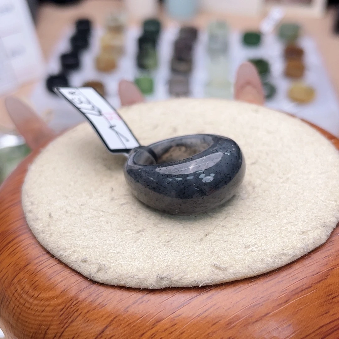 未镶嵌戒指和田玉（糖玉）c15青花馒头17.2不退货