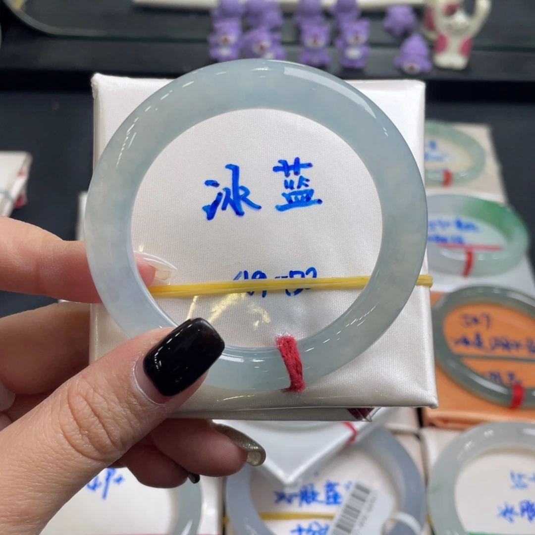 翡翠未镶嵌手镯翡翠手镯