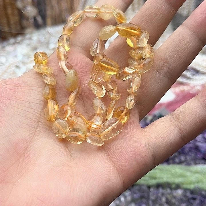 未镶嵌玛瑙/玉髓珠宝半成品一条黄水晶随型