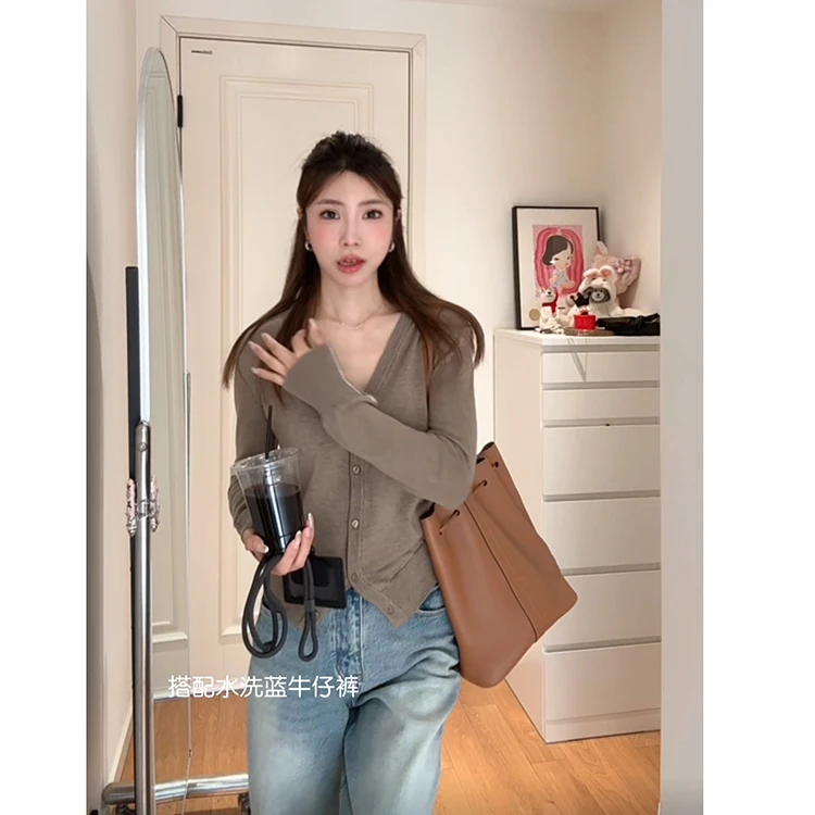【五月欧尼】高智淡人 卡其色针织开衫356