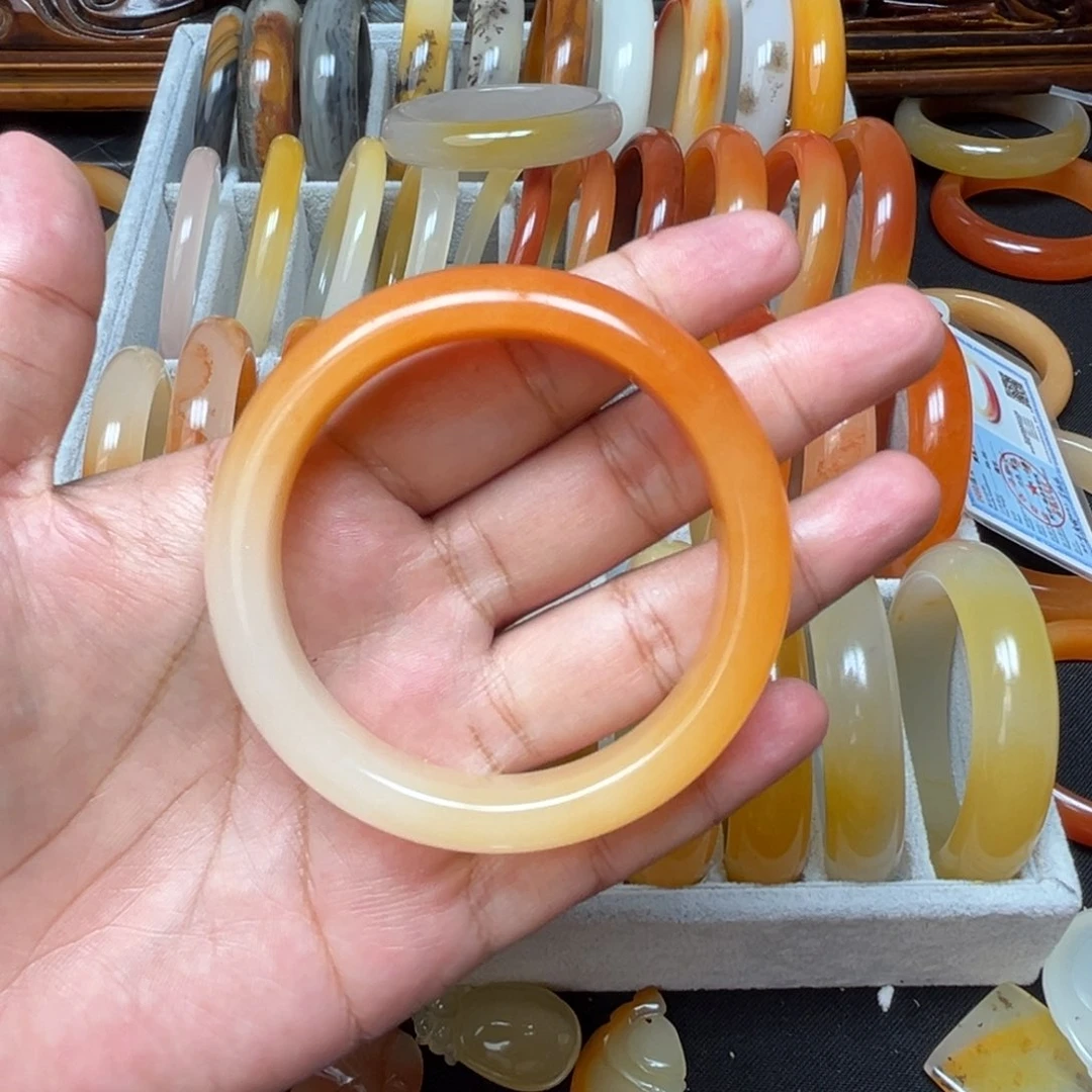 四***4石英质玉（黄龙玉）未镶嵌手镯