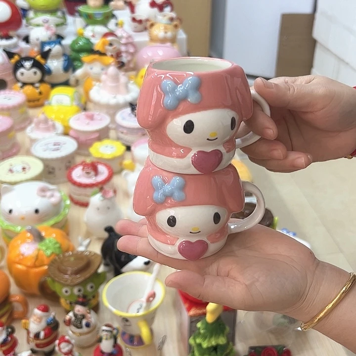 摆件陶瓷等行业的产品出口量逐年