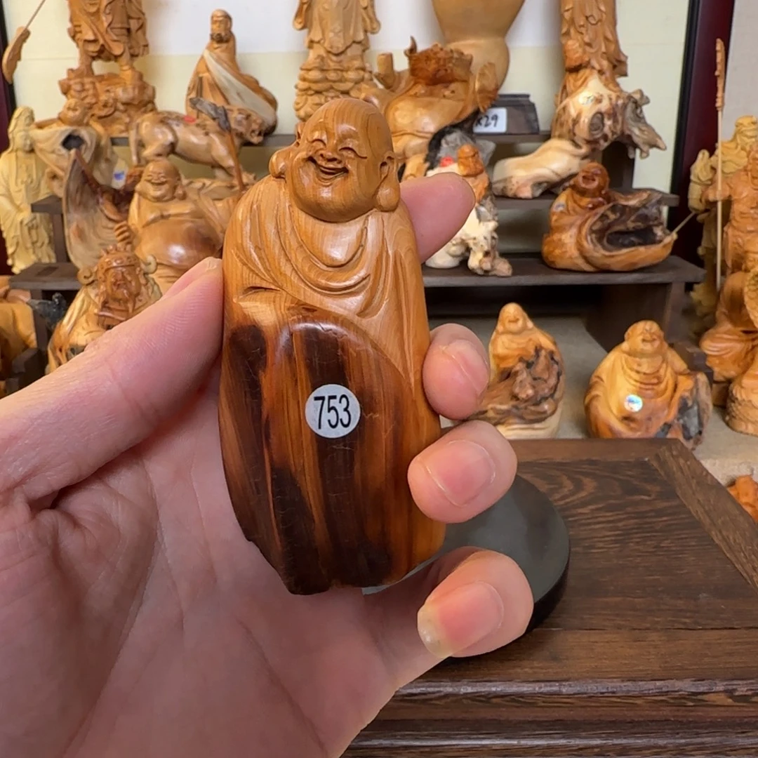 崖柏小木匠艺雕一物一拍