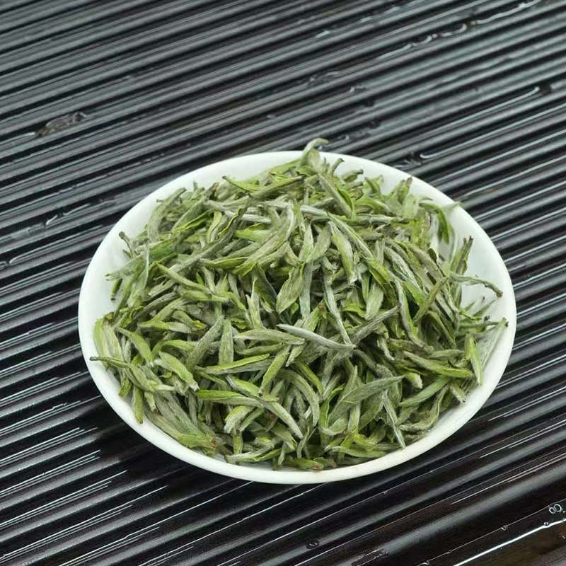 新茶白毫银针 小叶收茶 福鼎白茶 罐装