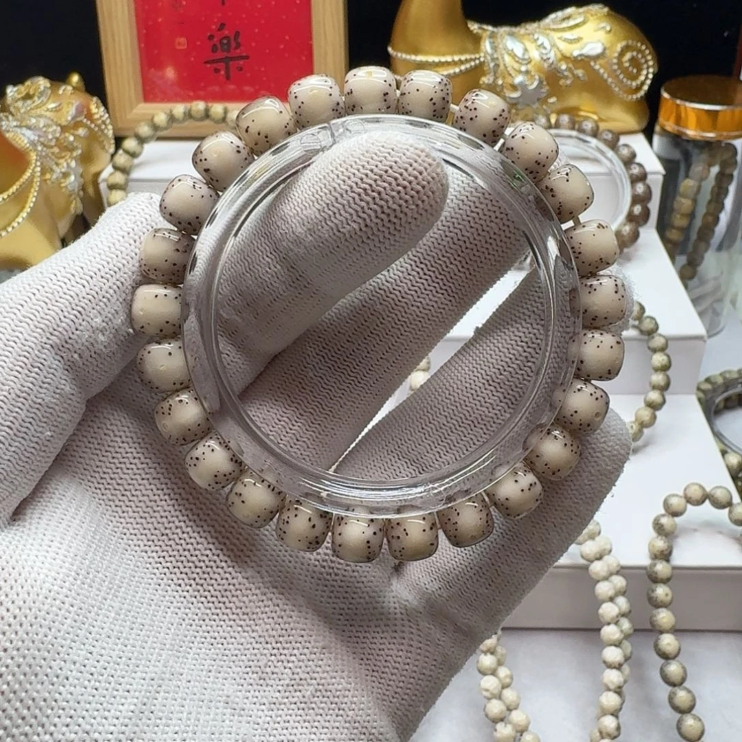 星月菩提手串石玉料9/8冰糖果栋料通体留白小细星