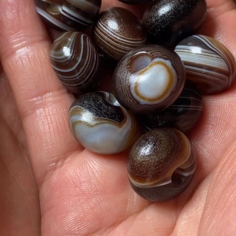 老***师玛瑙/玉髓未镶嵌珠子