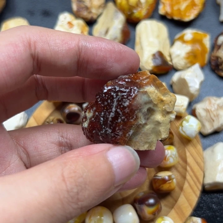 心***明定制琥珀未镶嵌琥珀蜜蜡原石定制