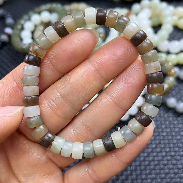 和田玉未镶嵌手链