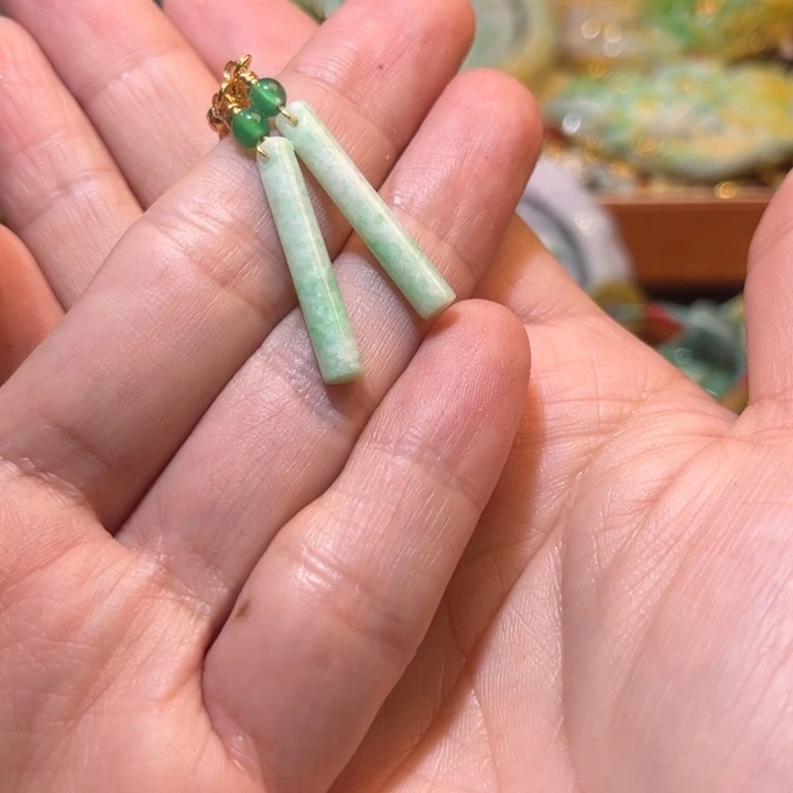 翡翠未镶嵌戒指翡翠