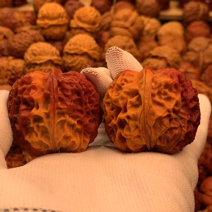 吊坠文玩核桃40……….