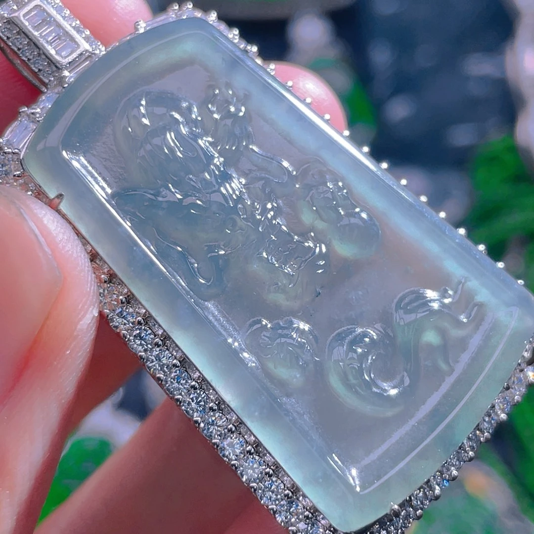 颈饰未镶嵌翡翠翡翠