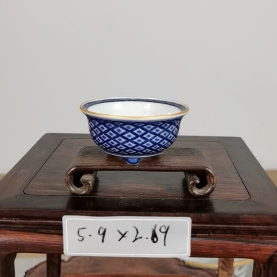 手工坯手绘青花釉下五彩