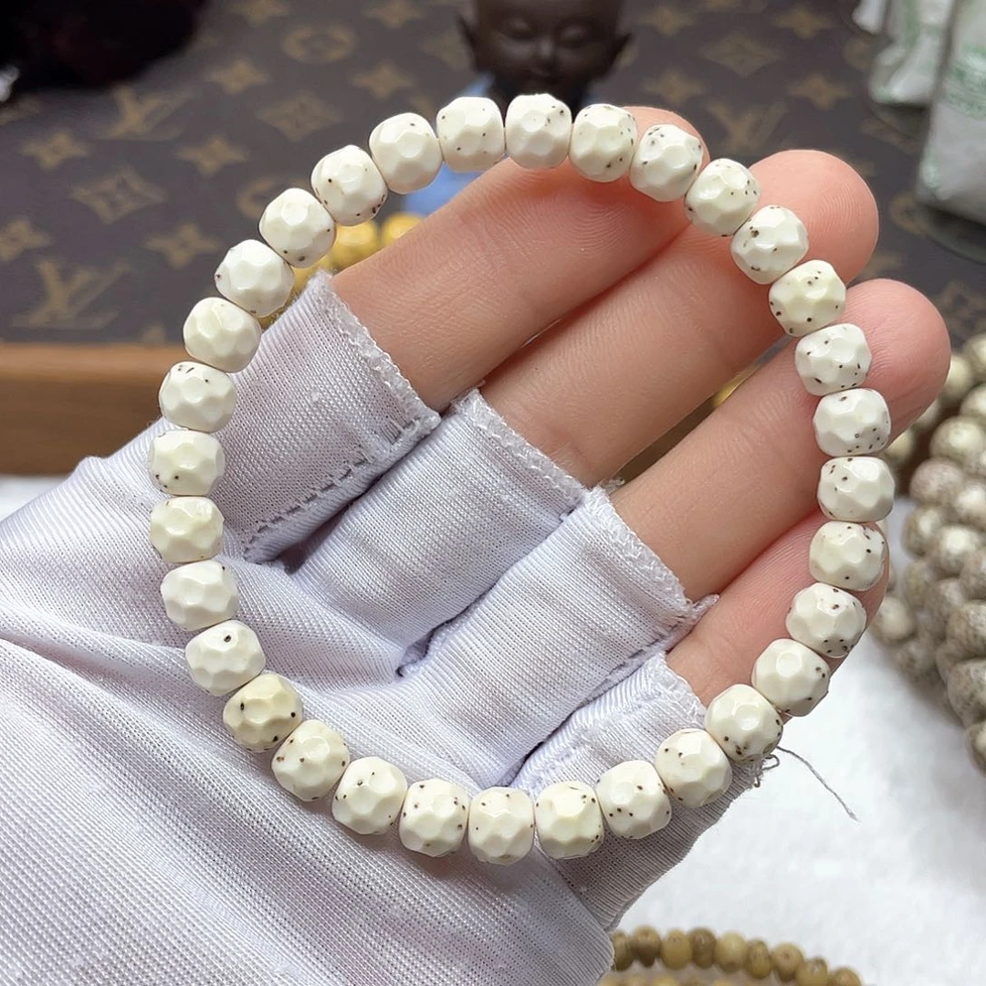 星月菩提吊坠石玉料怪才通体小细星无相卡7.2