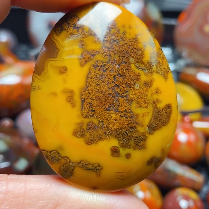 玛瑙/玉髓战国红玛瑙挂件未镶嵌