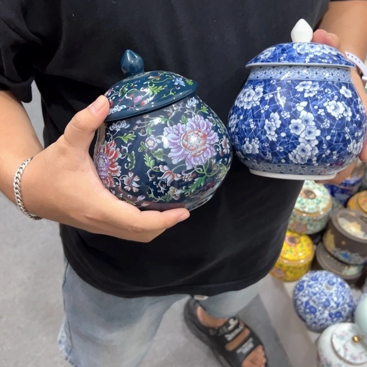 瑕疵福利品陶瓷茶叶罐介意勿拍