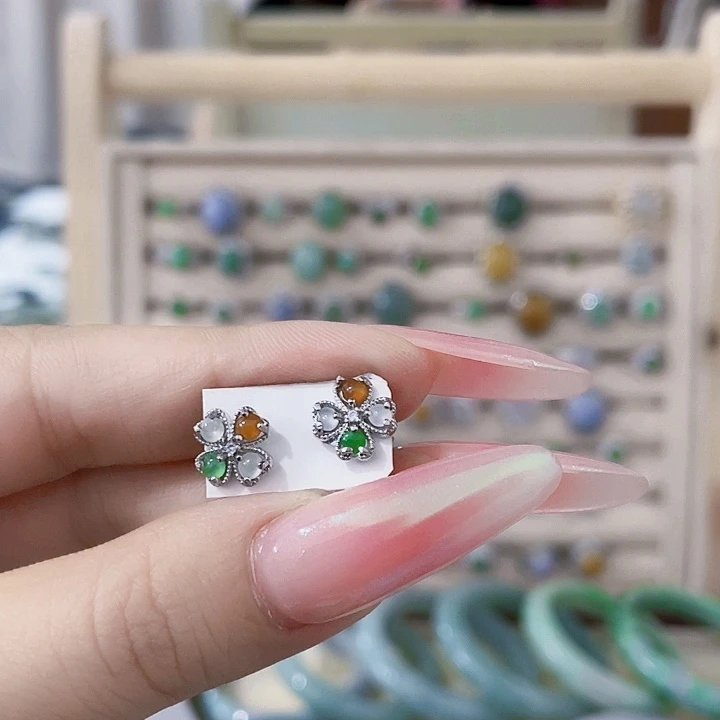 翡翠未镶嵌颈饰天然翡翠Ａ货