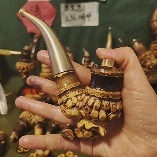 什***人贵州特色竹根烟斗工艺品手把件