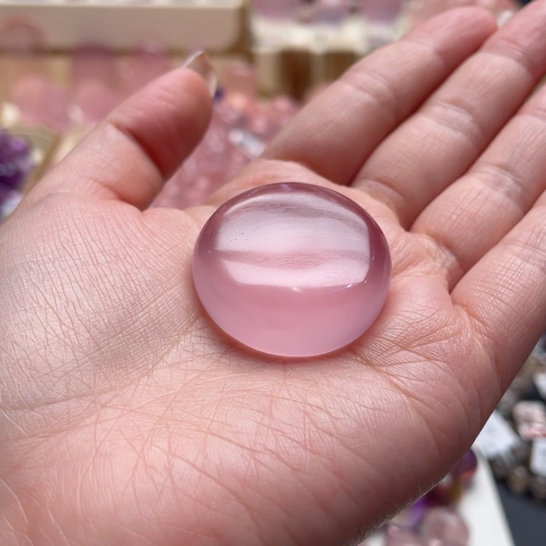 颈饰未镶嵌芙蓉石粉水晶圆牌