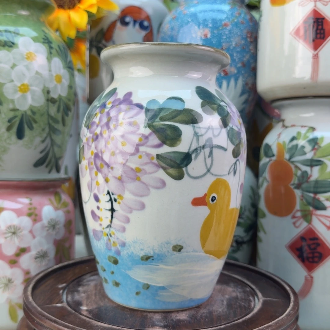 景德镇纯手绘陶瓷花瓶