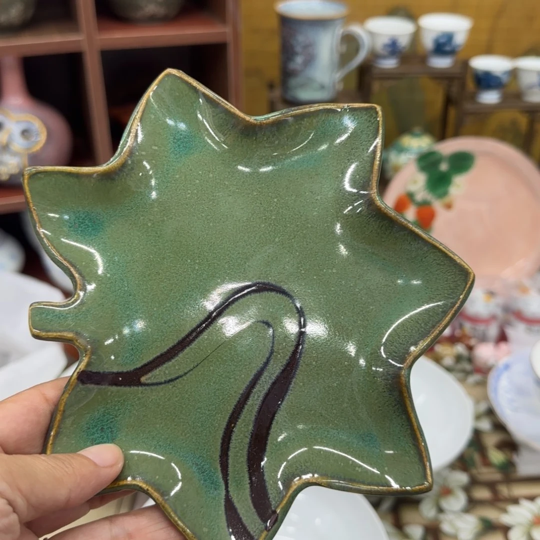 咖啡杯里的咖啡是我的最爱了吧