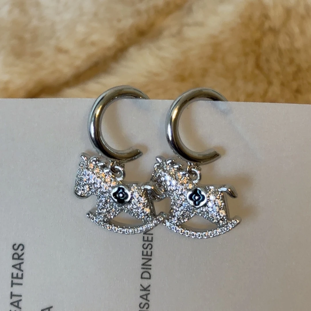 925银仿水晶耳饰 马上有钱银色镶钻百搭设计感小众女日韩精致耳环